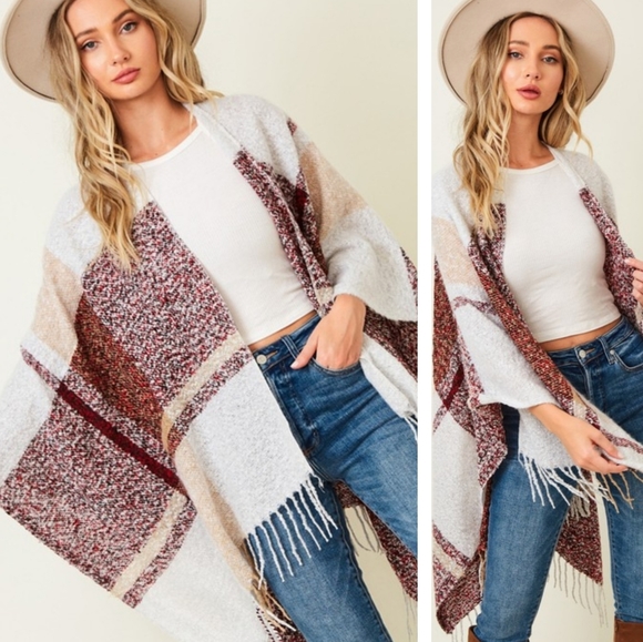 Oversized Plaid Poncho Tassel Fringe Trimmed Hem - Picture 3 of 6
